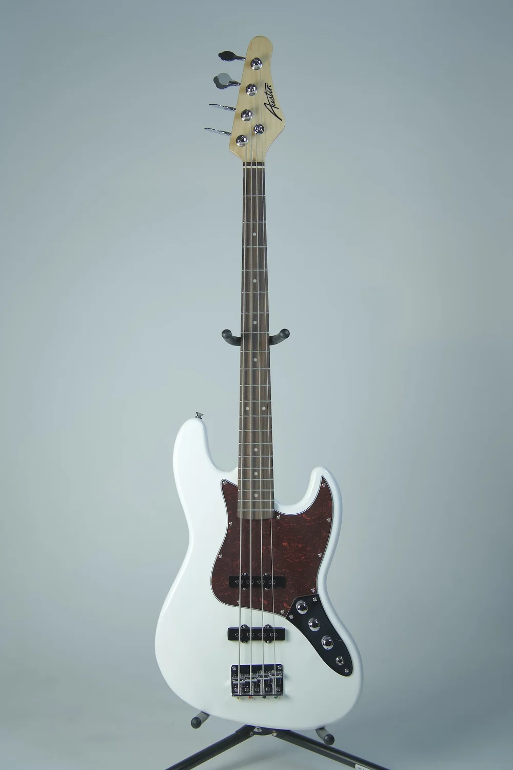 Austin AJB300 Bass Guitar - White — David's Guitar Loft